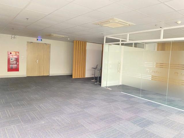Cho thuê văn phòng 100m² Trung Kính, Cầu Giấy